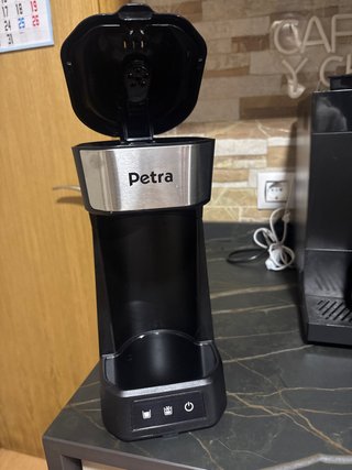Cafetera Petra Viral