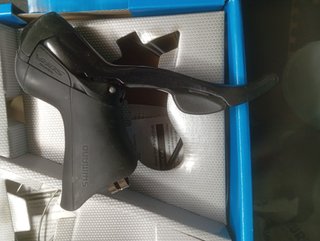 Manetas Shimano Sora 2x9