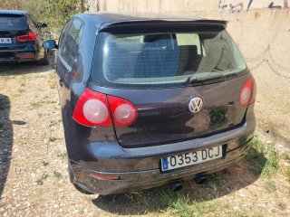 Volkswagen Golf 2004