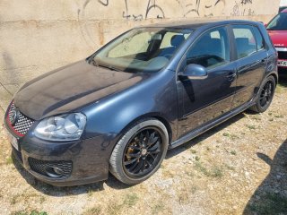 Volkswagen Golf 2004