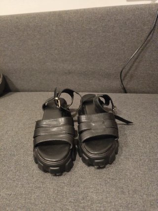 Sandalias negras plataforma