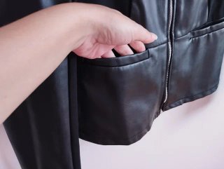 Cazadora cuero sintético elástica NUEVA