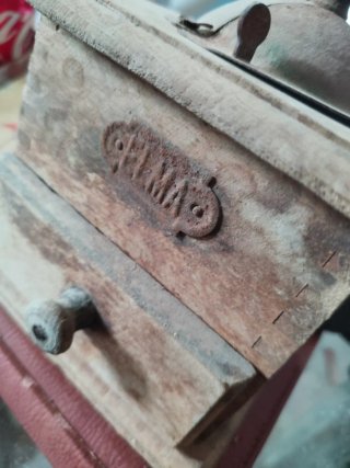 Molinillo de café antiguo madera y metal