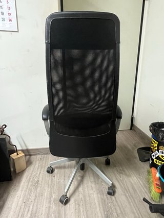 Silla ikea Markus ergonómica hidráulica