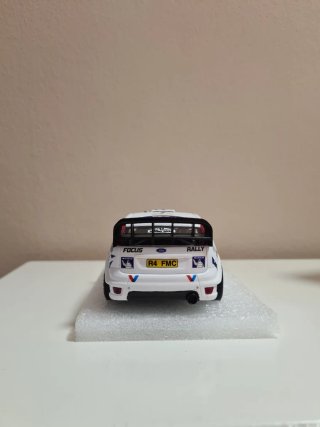 Ford Focus WRC Scalextric/Ninco