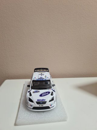 Ford Focus WRC Scalextric/Ninco