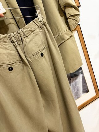 BSB Traje Beige Pantalón y Chaqueta