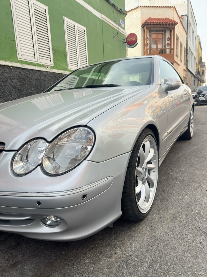 Mercedes-Benz  CLK270 2003 - foto 1