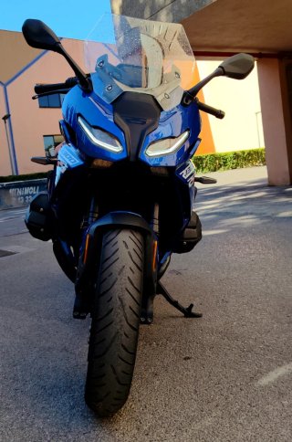 BMW R1300RS Azul
