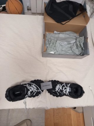 Balenciaga Track Zapatillas Negras Blancas