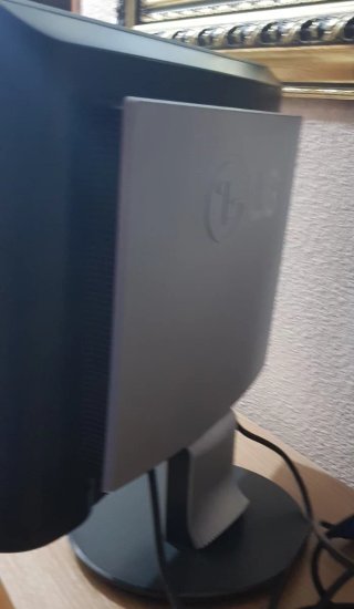 Monitor LG Flatron L1730S Plata