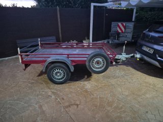 Remolque con freno de inercia. Documentado 750kg.