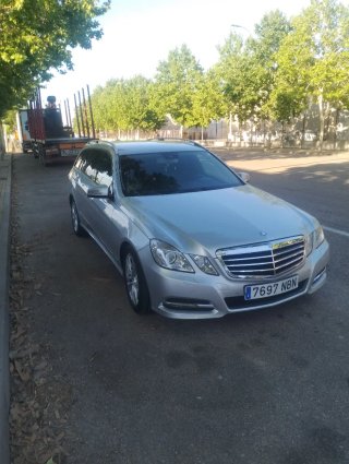 Mercedes Benz  E220 2012