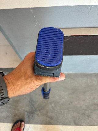 Barra dominadas ajustable UMI