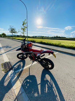 Beta 49cc Supermotard Roja y Negra