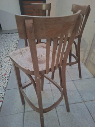 3 Taburetes Altos Madera Vintage