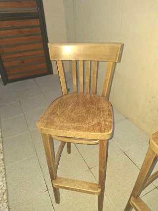 3 Taburetes Altos Madera Vintage