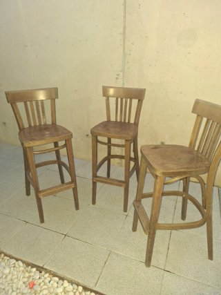 3 Taburetes Altos Madera Vintage