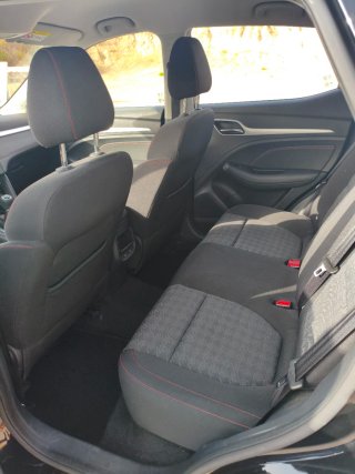 MG ZS 2023