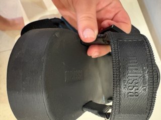 Sandalias negras Melissa DELUXE con pedrería