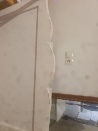 Cuna de bebé blanca