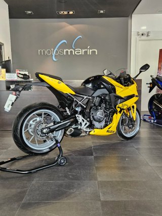 SUZUKI GSX-8R EDICIÓN LIMITADA DE REESTRENO