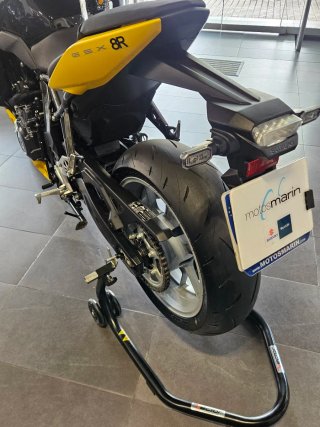 SUZUKI GSX-8R EDICIÓN LIMITADA DE REESTRENO