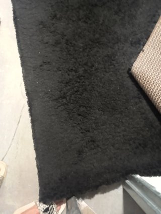 Alfombra IKEA pelo negro