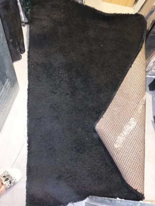 Alfombra IKEA pelo negro