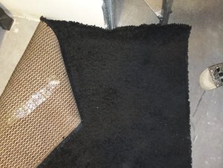 Alfombra IKEA pelo negro