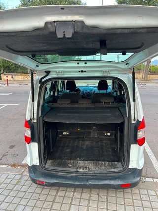 Ford E-Tourneo Courier 2018