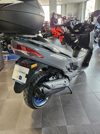 SUZUKI BURGMAN 400 2023 SEMINUEVA