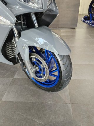 SUZUKI BURGMAN 400 2023 SEMINUEVA