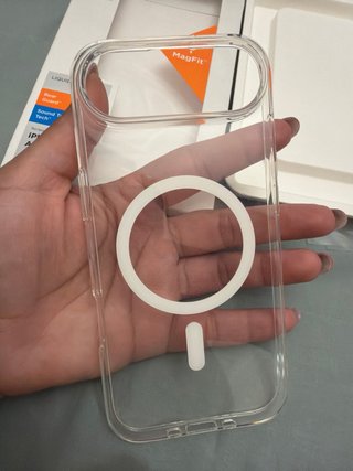 Funda Spigen MagFit iPhone 17 Air