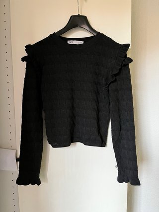 Jersey ZARA negro calado volantes Talla M
