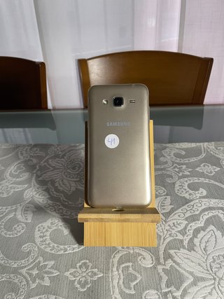 Movil Samsung Galaxy J3 (2016)