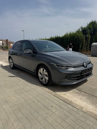 Volkswagen Golf 2025