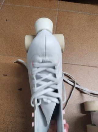 Patines artísticos blancos talla 37