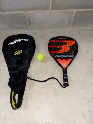Raketa de pádel Bullpadel