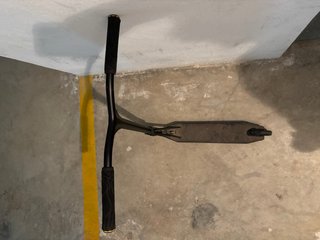 Patinete Competición Ethic Negro y lija nueva