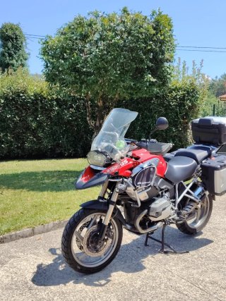 BMW R1200GS Roja y plata