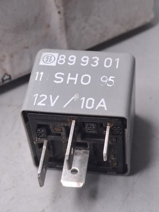 Relé 357906383A VW Passat embrague magnetico