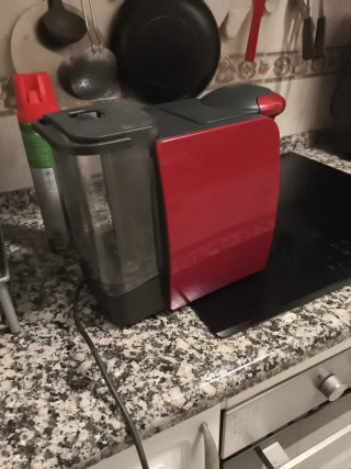 Cafetera Bosch Tassimo Roja