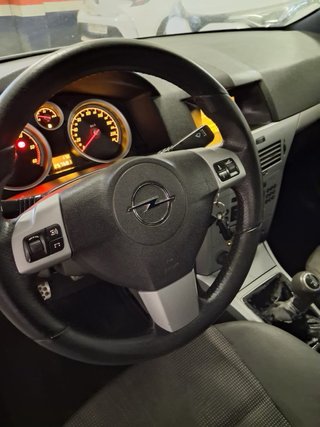 Opel Astra 2006