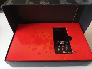 Sony Ericsson W880i Nero