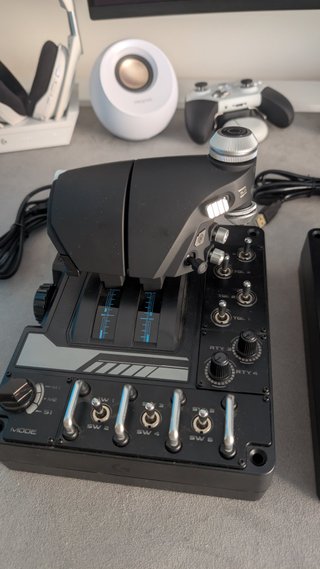 Logitech X56 HOTAS - Joystick