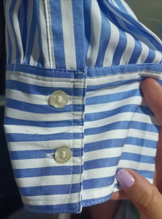 Camisa Zara manga larga celeste blanca rayas