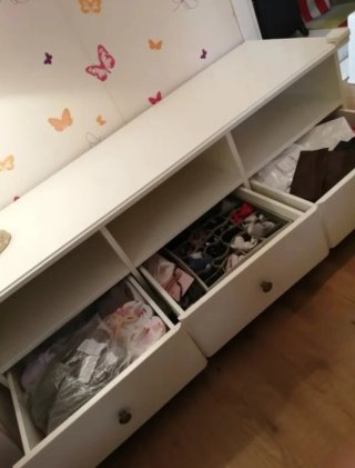 Mueble TV blanco con almacenaje