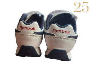 Sapatilhas Brancas Reebok 25