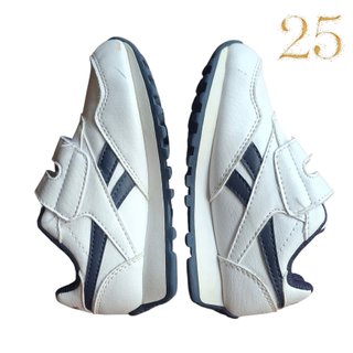 Sapatilhas Brancas Reebok 25